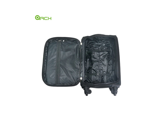 Maleta de viagem com dois bolsos dianteiros e rodas giratórias